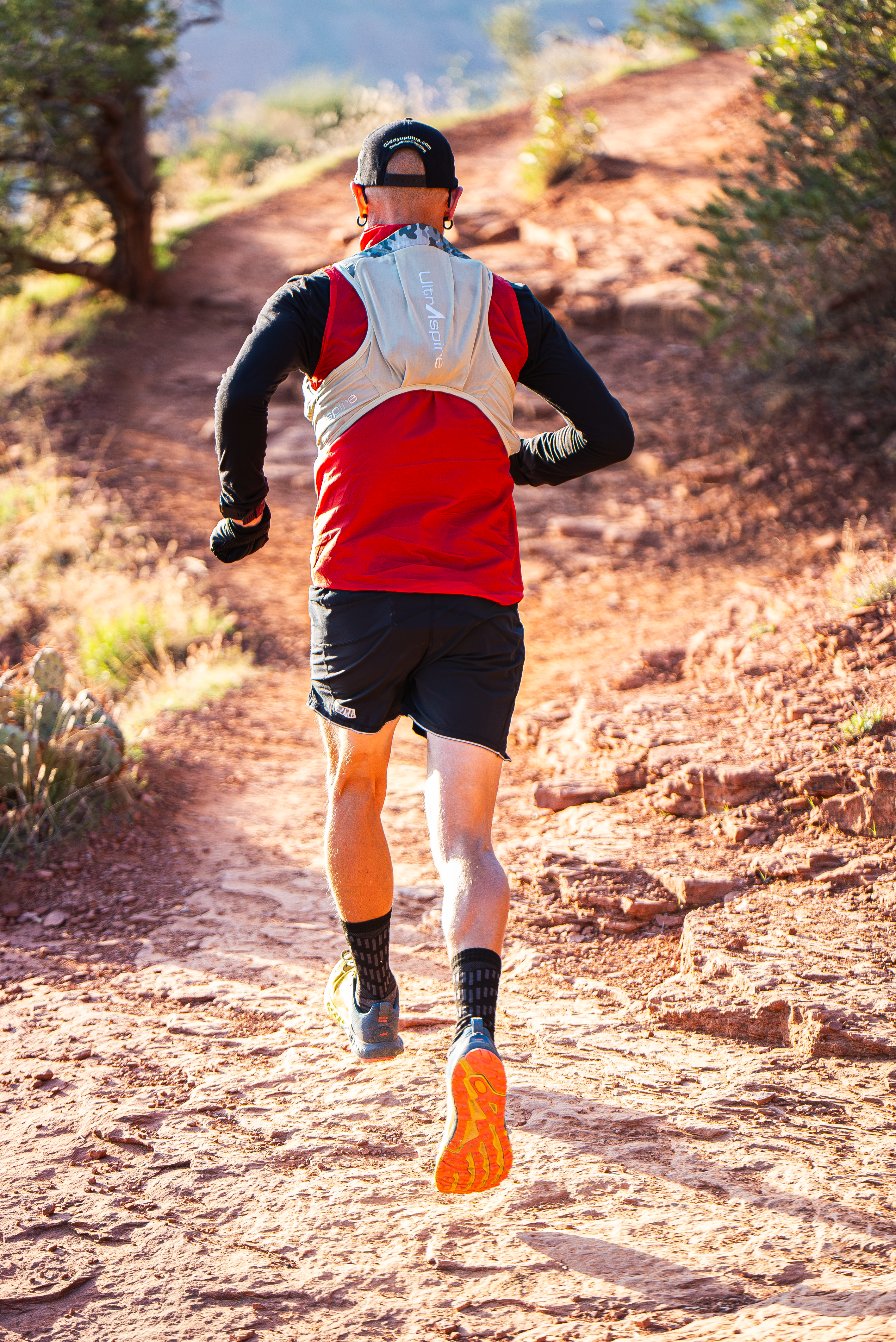 Bronco Race Vest Desert Sage - Image 8